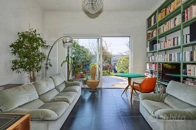 Villa di 208 m² con 5 locali a Milano