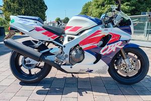 CBR 900 RR