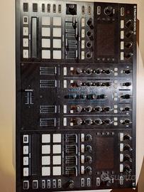 Traktor Kontrol S8
