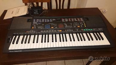 Tastiera piano Yamaha PSR 85