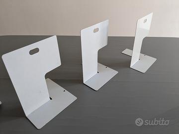 11 Ferma libri in metallo