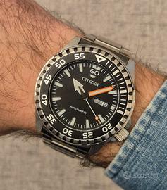 Citizen NH8388-81E Automatic "Sport" - Full Set