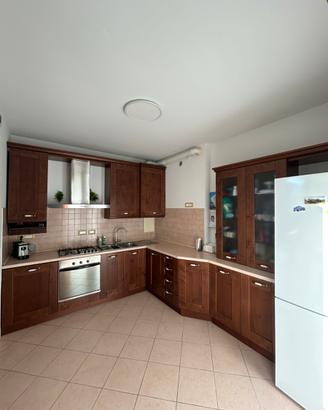 Cucina Angolare in legno massello