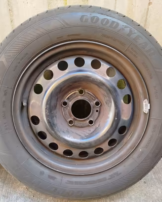 GOMME ESTIVE 195/65 R15 91H + CERCHI