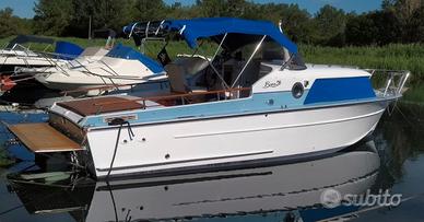 Motoscafo Bora 2b