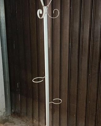 Lampada vintage appendiabiti ferro battuto bianca
