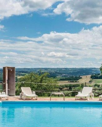 Rustico / Casale di 1000 m² con più di 5 locali e 