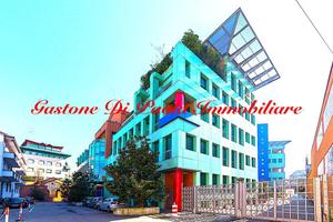 Box / Garage di 37 m² a Milano