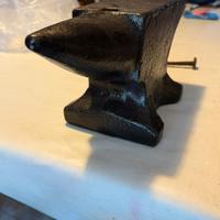 Veccia Incudine in ghisa 30 kg