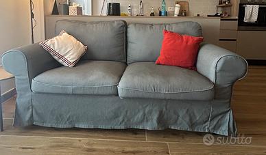Divano IKEA EKTORP
