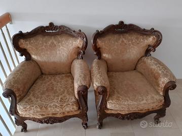 Coppia di poltrone in stile barocco anni 70 