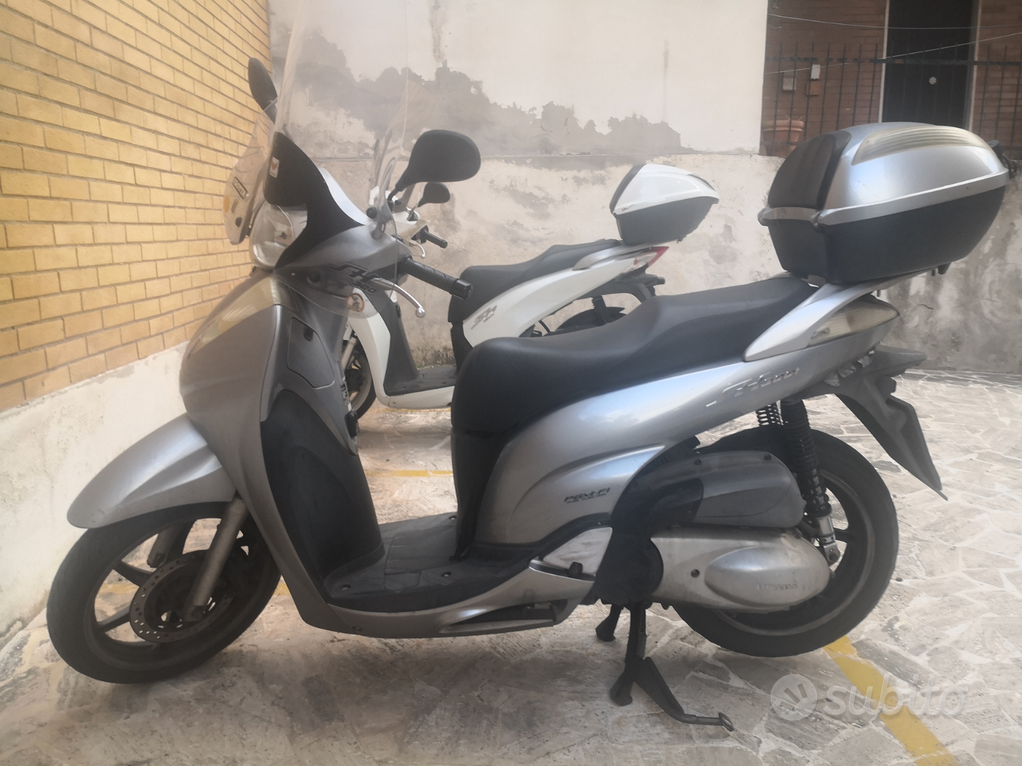 Scooter Honda 300 Sh 2008 Sh 300 Sh 125 Problemi Massette Frizione