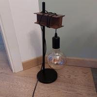 lampada da tavolo retro'