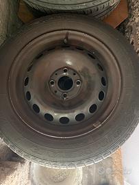 Gomme + cerchi 175/65r14