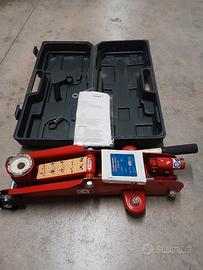 Crick sollevamento auto 2000 kg.