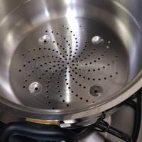 2 cola pasta una di plastica con ciotola e una acc