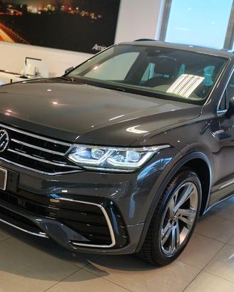 VOLKSWAGEN Tiguan 2.0 TDI R-Line Solo 68.000km 4