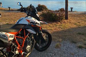 KTM 990 SUPERMOTO R