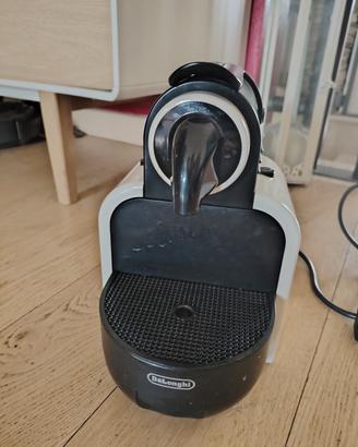 macchina caffè Nespresso X Delonghi 