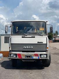 AUTOCARRO GRU IVECO FIAT CON CASSONE RIBALTABILE