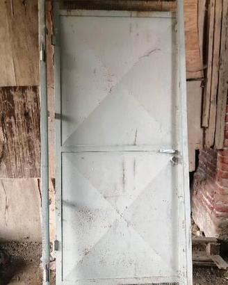 Porta in ferro