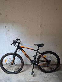 Bicicletta MTB Momo Design