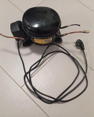 Compressore Frigorifero Secop TLES R600a.