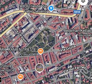 Box o locale commerciale zona via Giulia