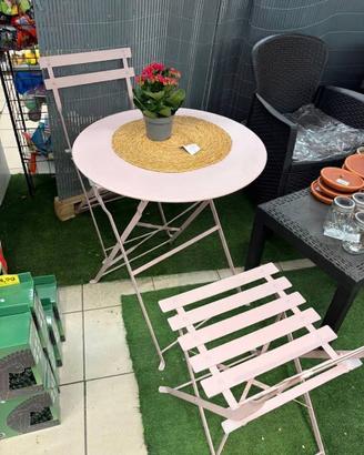 Set tavolini da esterno