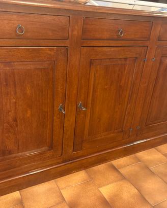 Credenza classica
