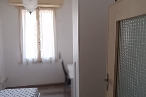 Stanza singola per studentessa/lavoratrice