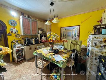 Casa, Termini Imerese.