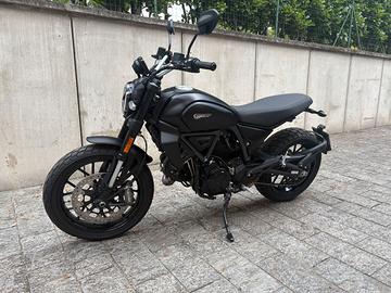 Ducati Scrambler 800 - Icon Dark 2025 (Euro 5+)