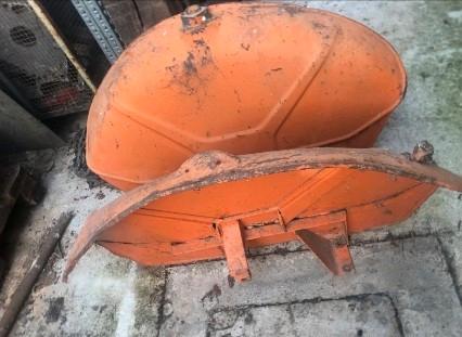 Carrozzeria trattore FIAT vecchie parti