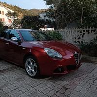 Alfa Romeo Giulietta 2.0 jtdm rosso maranello 