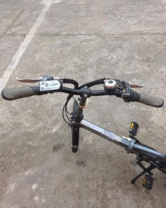 B TWIN ELETTRICA PIEGHEVOLE