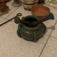 Antico mortaio in bronzo