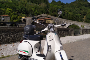 Vespa Px 150 dell' 150 unità d Italia