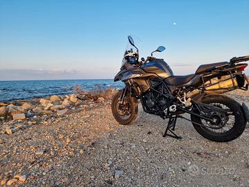 Benelli TRK 502 X – 2021 – 25.000 km