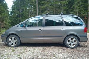 Seat Alhambra 7 posti  con gancio traino 