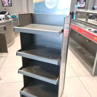 scaffale espositore per prodotti da cassa usato