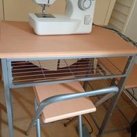 tavolo e sgabello da lavoro