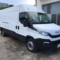 Iveco Daily 35S18 3.0 180 CV "FURGONE LUNGO"