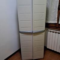 Mobile in plastica da esterno