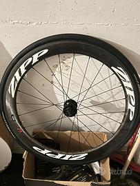 Cerchio 60 posteriore carbonio zipp (rim)