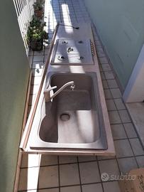 top cucina fornello e lavandino, piano cottura gas