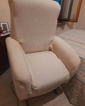 Poltrona elettrica reclinabile con alzapersone