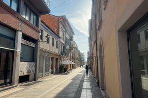 Locale in corso manthone'