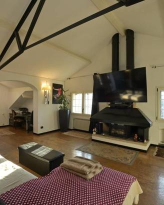 Appartamento di 119 m² con 4 locali e box auto a A