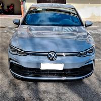 VOLKSWAGEN Golf 8ª serie - 2024